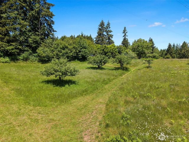 242 Kennicott Road, Chehalis, WA 98532