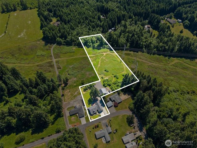 242 Kennicott Road, Chehalis, WA 98532