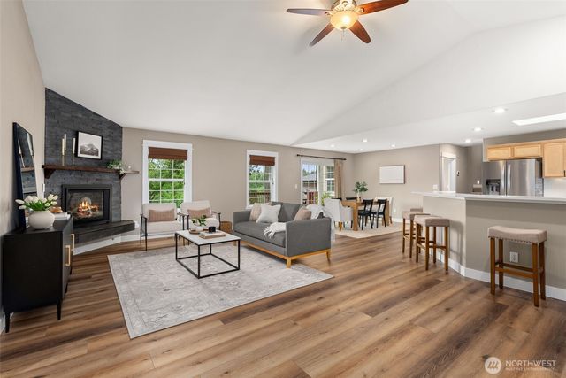 242 Kennicott Road, Chehalis, WA 98532