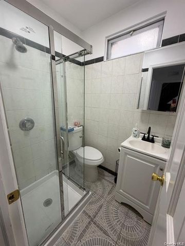 5814 58th Avenue Floor 1, Maspeth, NY 11378