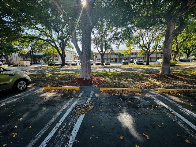 3274 NW 103rd Ter 201-A, Coral Springs, FL 33065