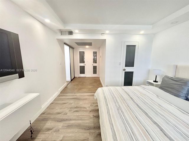 2030 S Ocean Dr 423, Hallandale Beach, FL 33009