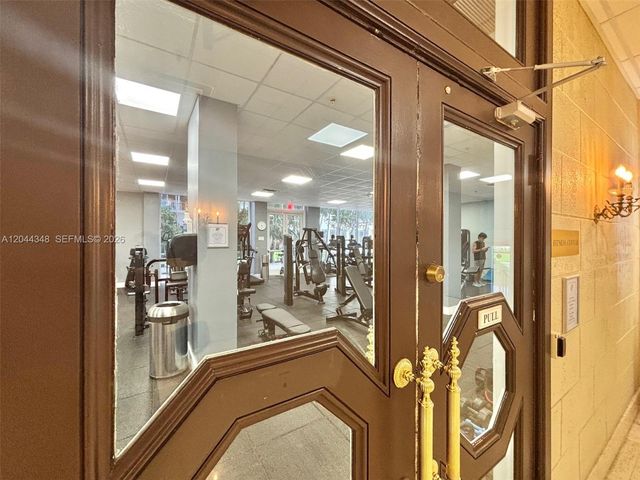 2030 S Ocean Dr 423, Hallandale Beach, FL 33009