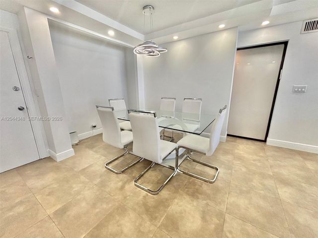 2030 S Ocean Dr 423, Hallandale Beach, FL 33009