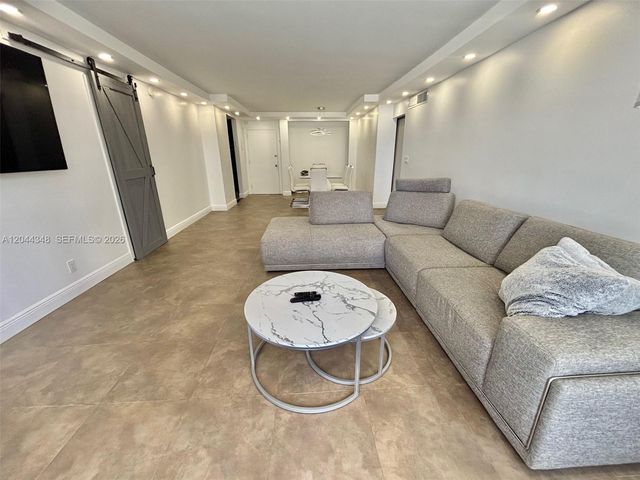 2030 S Ocean Dr 423, Hallandale Beach, FL 33009