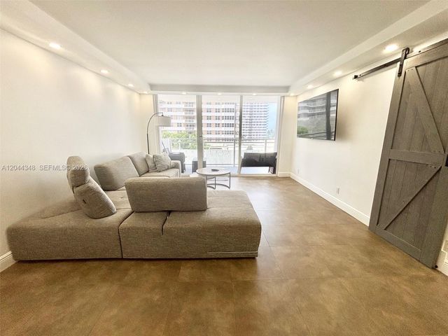 2030 S Ocean Dr 423, Hallandale Beach, FL 33009