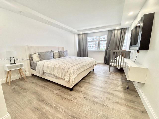 2030 S Ocean Dr 423, Hallandale Beach, FL 33009