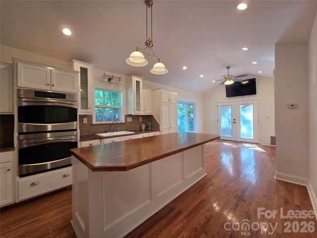 819 S South Street, Gastonia, NC 28052