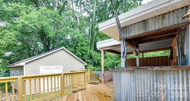 819 S South Street, Gastonia, NC 28052