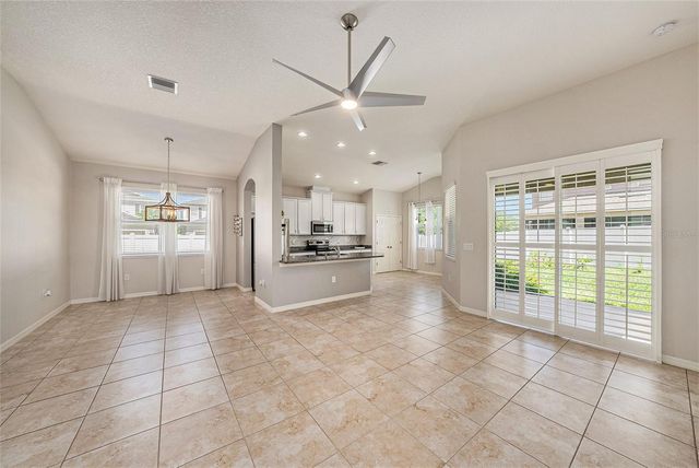 8202 WILLOW BEACH DRIVE, Riverview, FL 33578