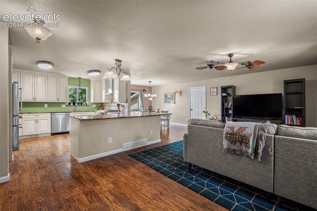 5119 Constitution Avenue, Colorado Springs, CO 80915 — photo 2