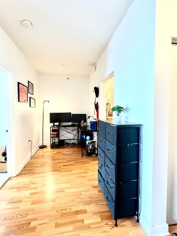 100 E 14TH Street 2108, Chicago, IL 60605