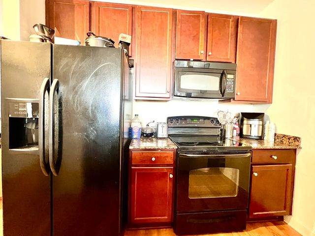 100 E 14TH Street 2108, Chicago, IL 60605