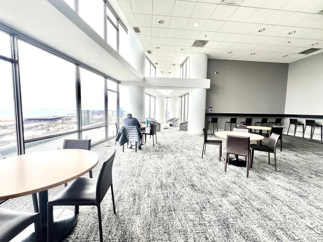 100 E 14TH Street 2108, Chicago, IL 60605