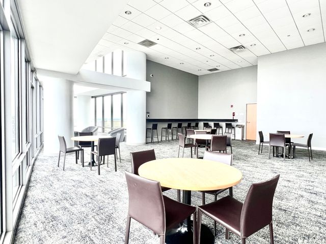 100 E 14TH Street 2108, Chicago, IL 60605