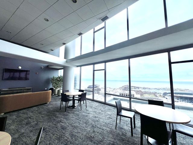 100 E 14TH Street 2108, Chicago, IL 60605