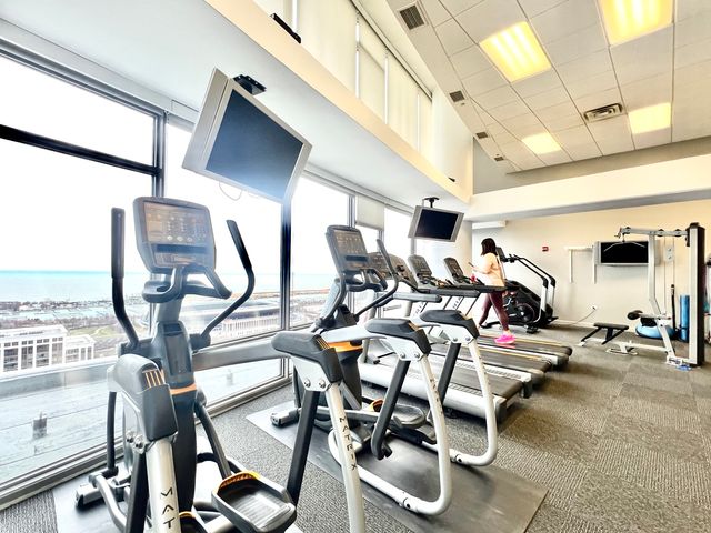 100 E 14TH Street 2108, Chicago, IL 60605