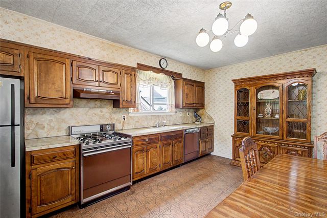 83-87 Staunton Street, Yonkers, NY 10704
