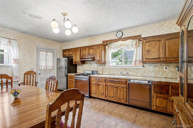 83-87 Staunton Street, Yonkers, NY 10704