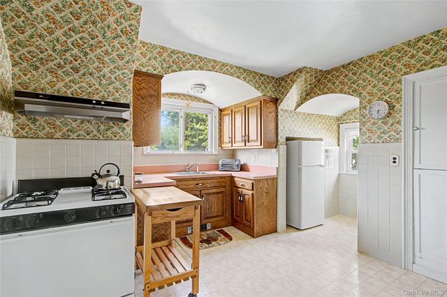 83-87 Staunton Street, Yonkers, NY 10704