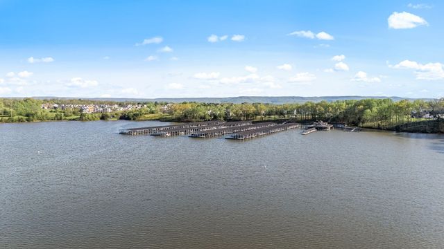 620 Maple Bend Rd, Winchester, TN 37398