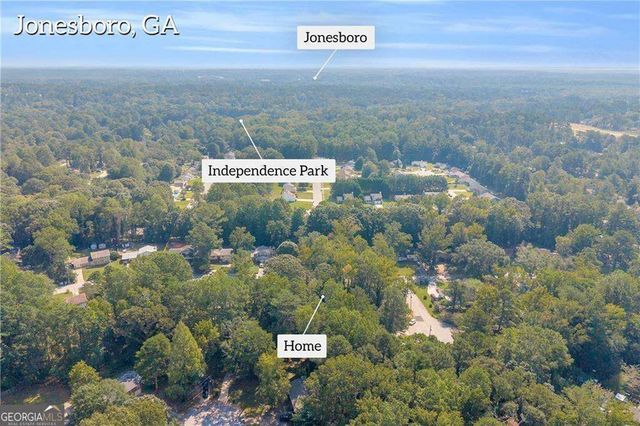 8949 Raven Drive, Jonesboro, GA 30238