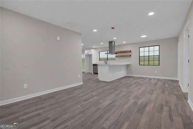 8949 Raven Drive, Jonesboro, GA 30238