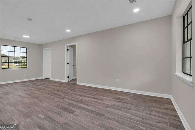 8949 Raven Drive, Jonesboro, GA 30238