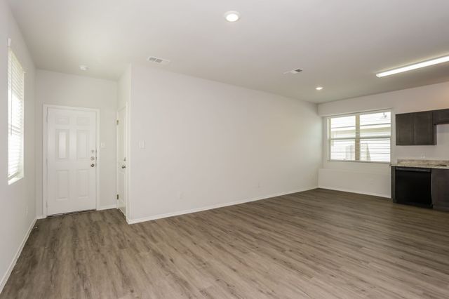 5552 Willamette, Fort Worth, TX 76119