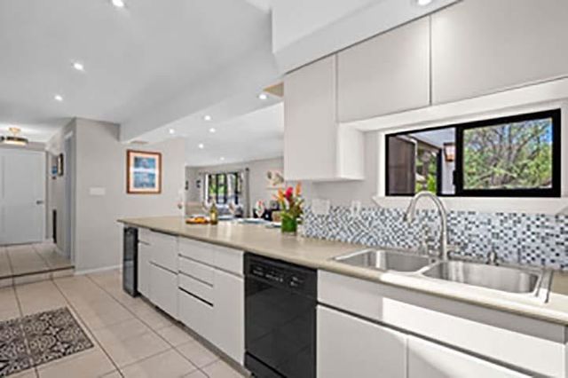 98 Mehani Pl, Kihei, HI 96753