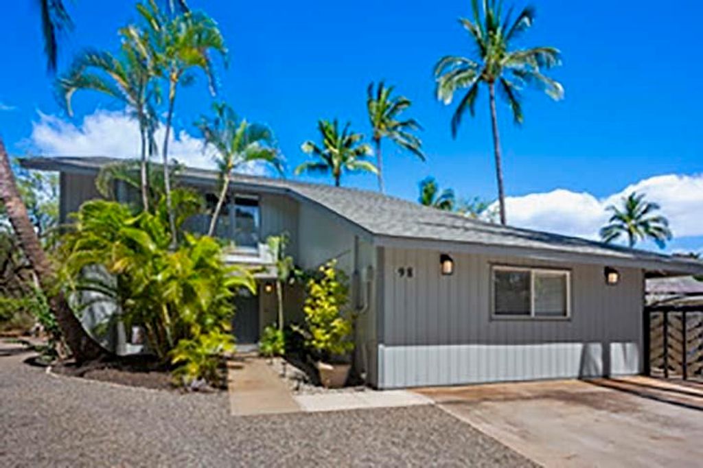 98 Mehani Pl, Kihei, HI 96753