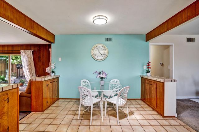 831 Wagoner Drive, Livermore, CA 94550