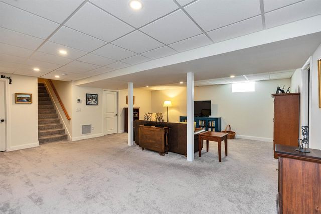 24 Church Street, Peterborough, NH 03458