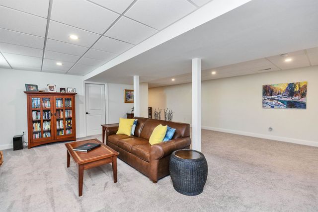 24 Church Street, Peterborough, NH 03458