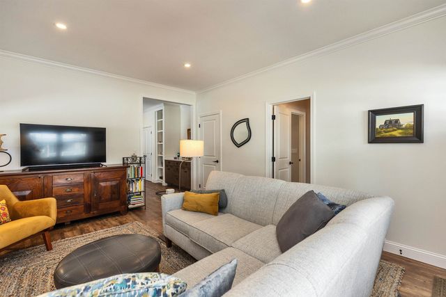 24 Church Street, Peterborough, NH 03458