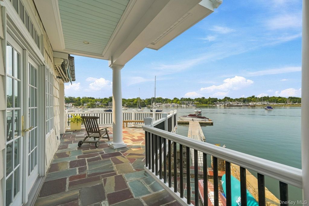 522 The Parkway, Mamaroneck, NY 10543 — photo 3