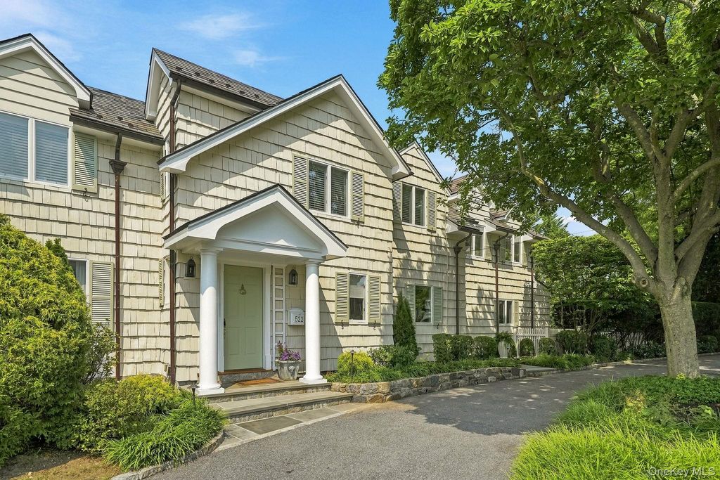 522 The Parkway, Mamaroneck, NY 10543 — photo 5