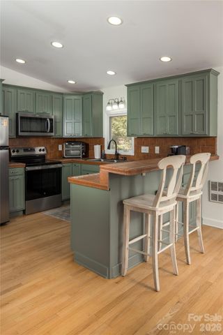 1628 Skyland Drive, Seven Devils, NC 28604