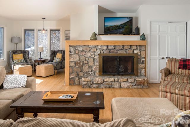 1628 Skyland Drive, Seven Devils, NC 28604