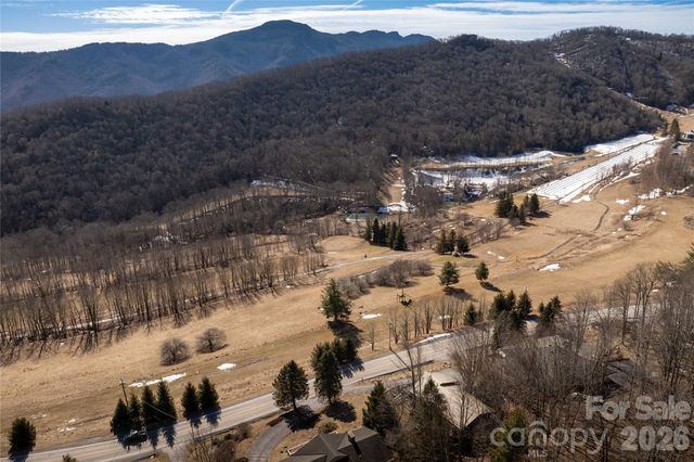 1628 Skyland Drive, Seven Devils, NC 28604