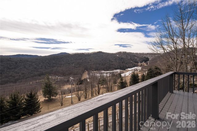 1628 Skyland Drive, Seven Devils, NC 28604