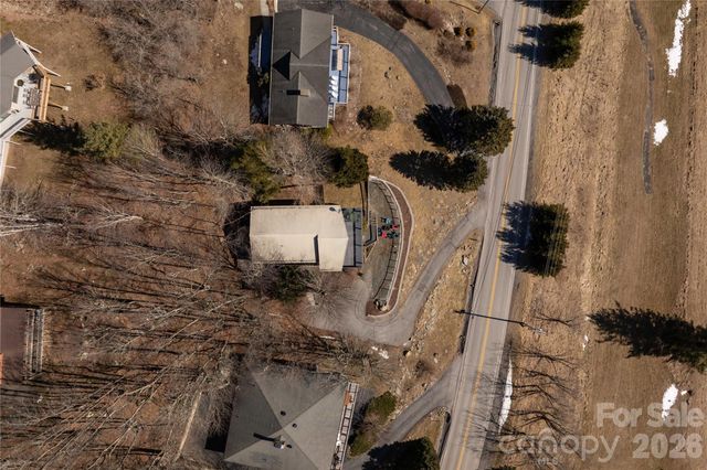 1628 Skyland Drive, Seven Devils, NC 28604