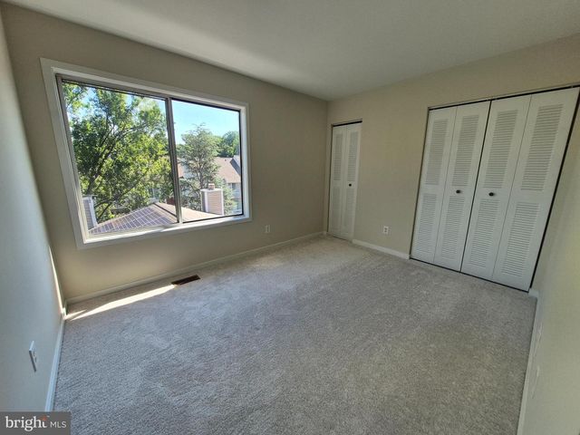 9813 SAILFISH TER, Gaithersburg, MD 20886
