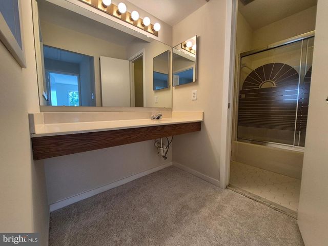 9813 SAILFISH TER, Gaithersburg, MD 20886