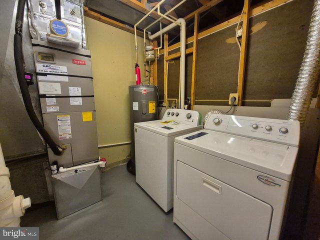 9813 SAILFISH TER, Gaithersburg, MD 20886