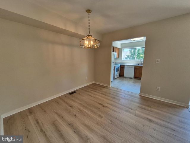 9813 SAILFISH TER, Gaithersburg, MD 20886