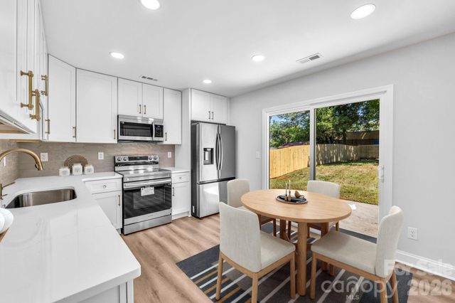 1426 Fontana Avenue, Charlotte, NC 28206