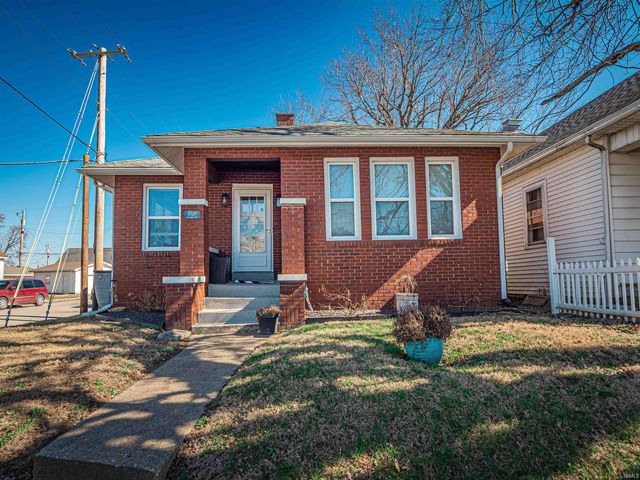 1929 Stringtown Road, Evansville, IN 47711