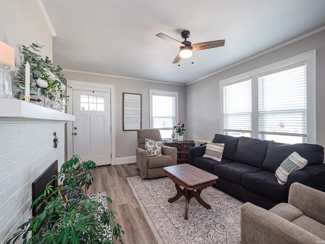 1929 Stringtown Road, Evansville, IN 47711