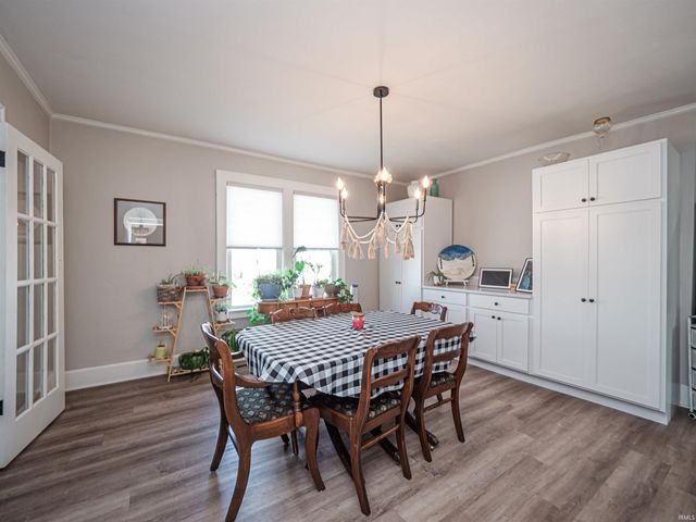 1929 Stringtown Road, Evansville, IN 47711